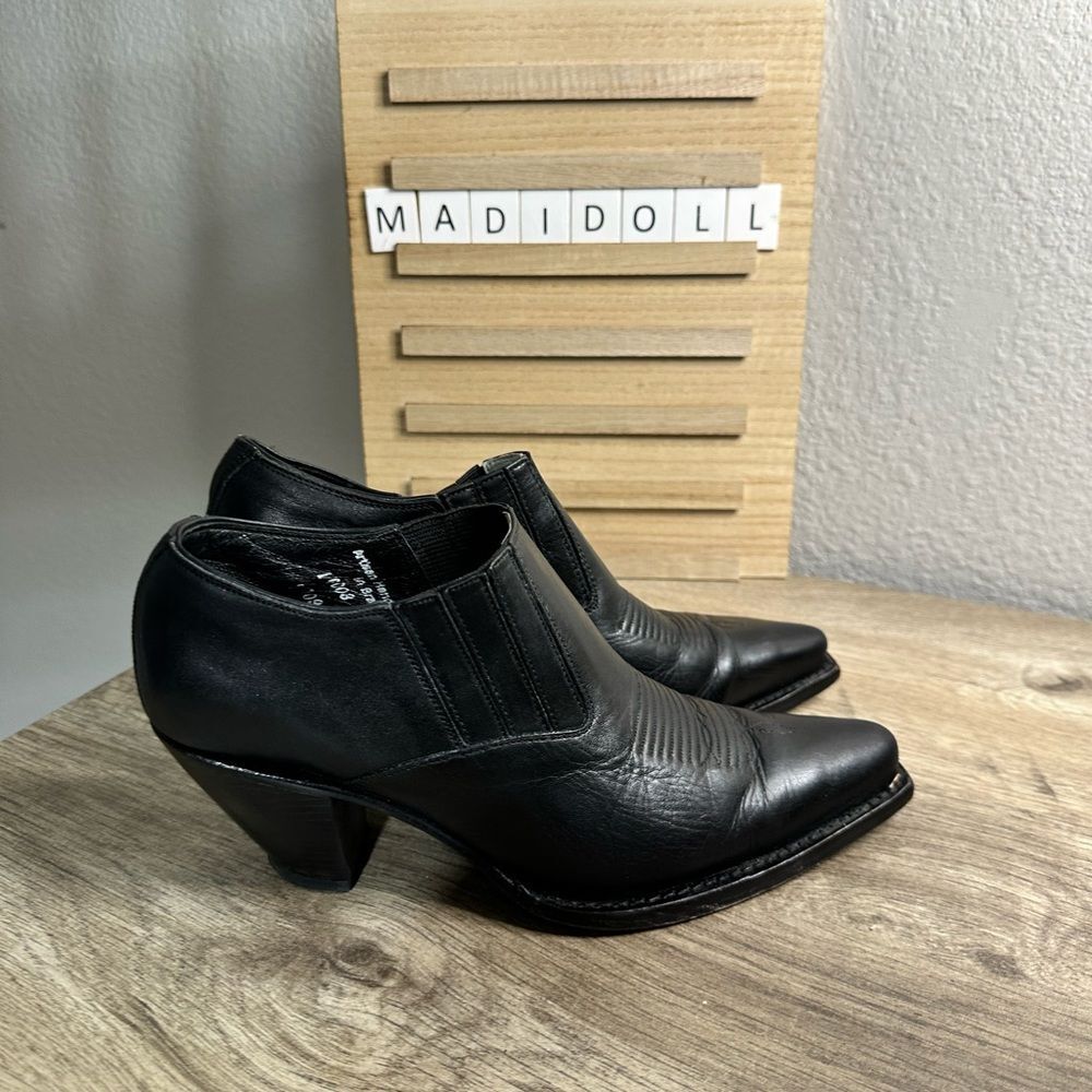 Charlie 1 Women’s 6BHorse Black Ankle Mule Cowgirl Booties Cowboy